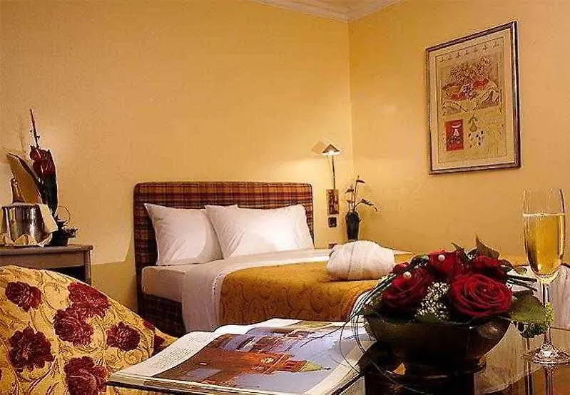 Отель Courtyard By Marriott Hamburg Airport