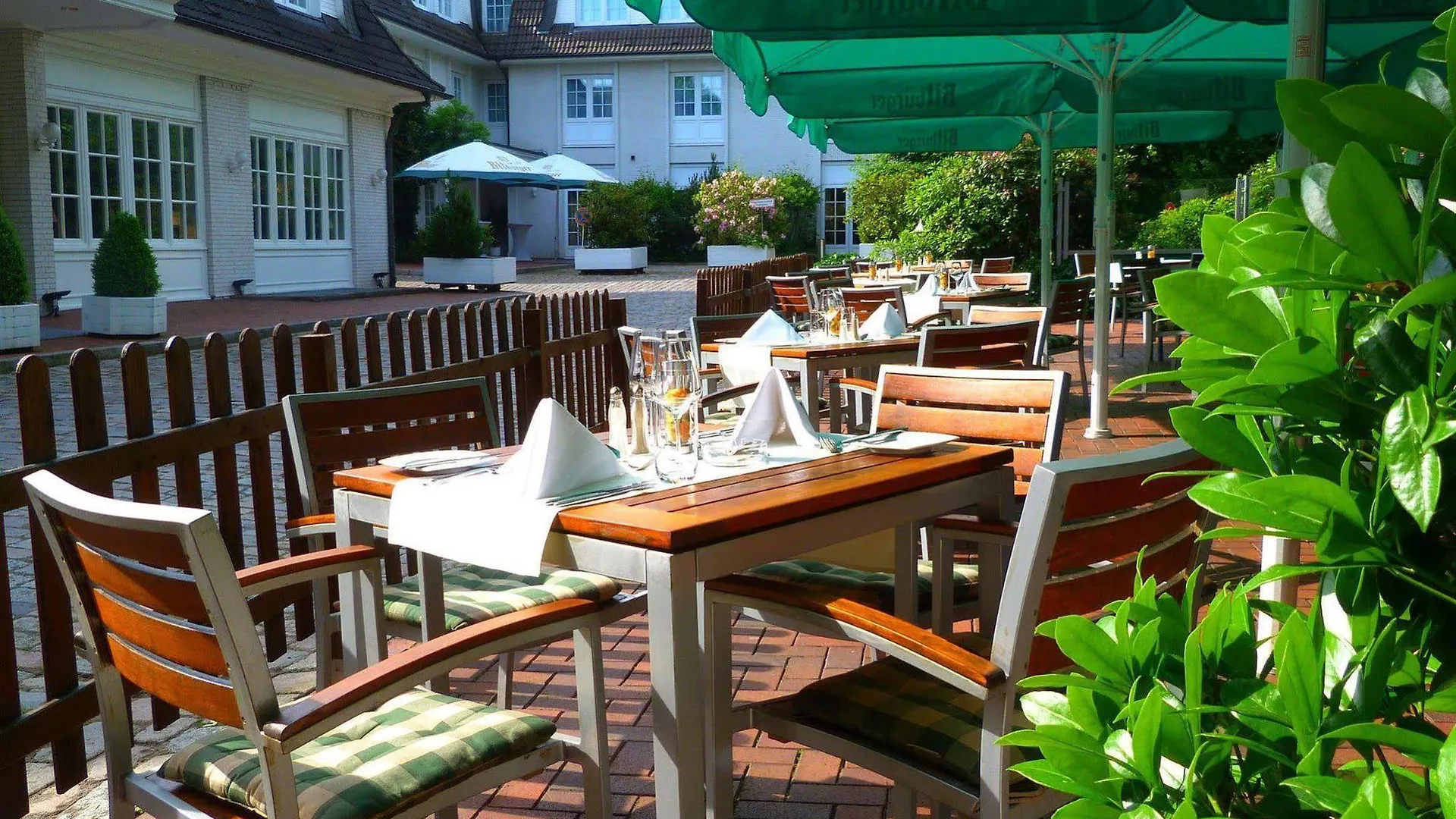 Hotel Courtyard By Marriott Hamburg Airport